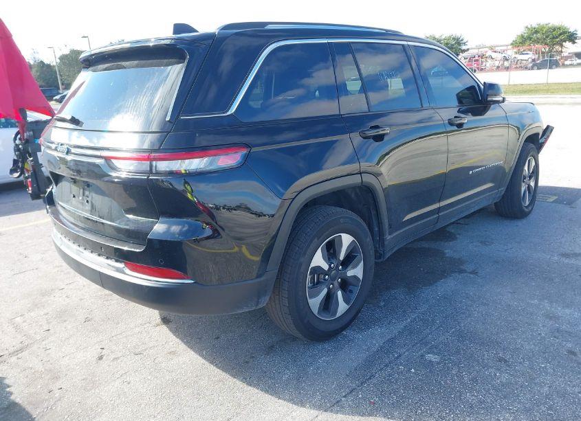 Photo 4 of 2024 Jeep Grand CHEROKEE 4XE (VIN 1C4RJYB66R8958000)