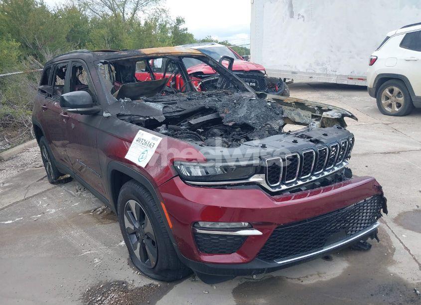 2024 Jeep Grand CHEROKEE 4XE (VIN 1C4RJYB66RC132258) main photo