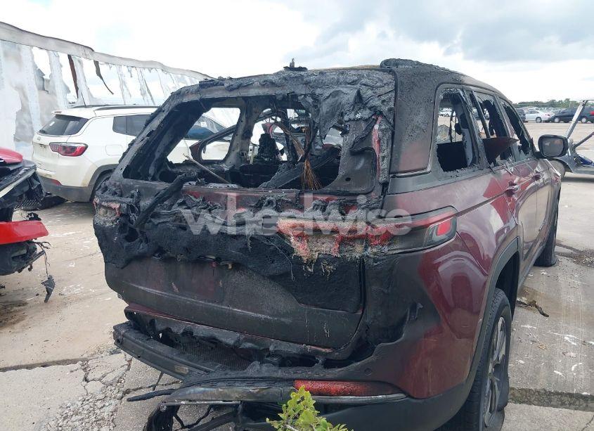 Photo 4 of 2024 Jeep Grand CHEROKEE 4XE (VIN 1C4RJYB66RC132258)