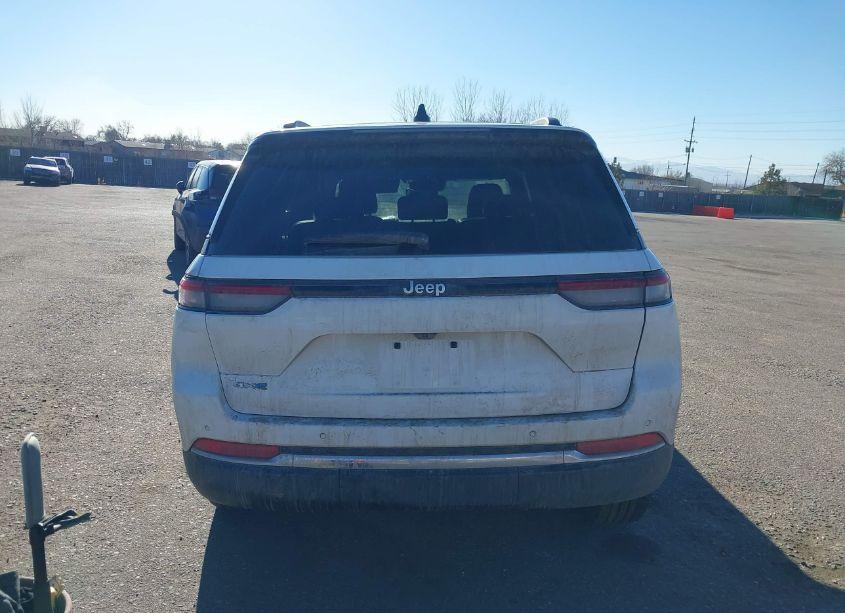 Photo 16 of 2024 Jeep Grand CHEROKEE 4XE (VIN 1C4RJYB66RC170833)