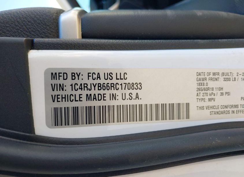 Photo 9 of 2024 Jeep Grand CHEROKEE 4XE (VIN 1C4RJYB66RC170833)