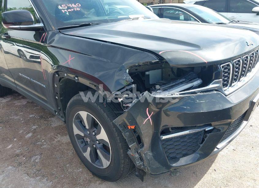 Photo 6 of 2024 Jeep Grand CHEROKEE 4XE (VIN 1C4RJYB66RC709970)