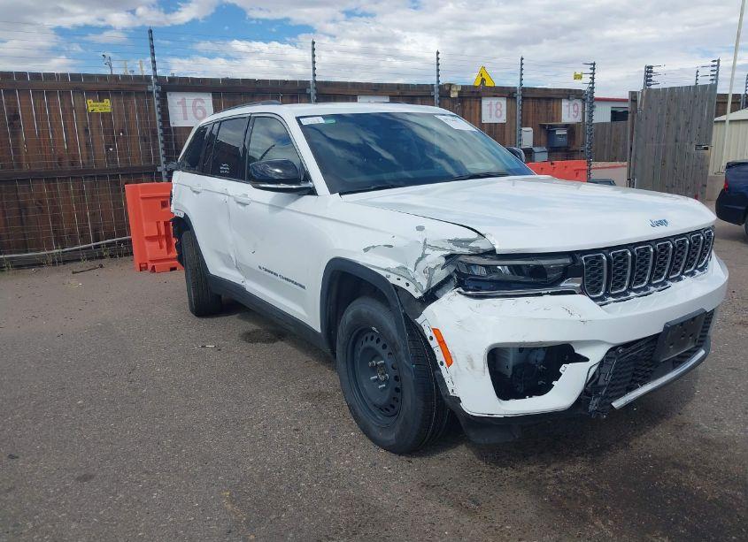 2023 Jeep Grand CHEROKEE 4XE (VIN 1C4RJYB67PC624021) main photo