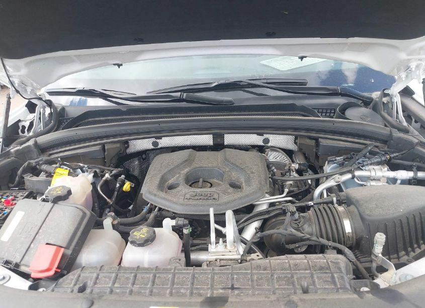 Photo 10 of 2023 Jeep Grand CHEROKEE 4XE (VIN 1C4RJYB67PC624021)