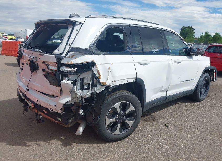 Photo 6 of 2023 Jeep Grand CHEROKEE 4XE (VIN 1C4RJYB67PC624021)