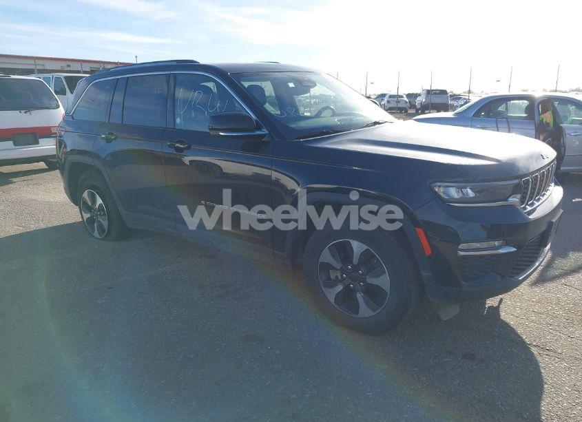 2023 Jeep Grand CHEROKEE 4XE (VIN 1C4RJYB67PC624150) main photo