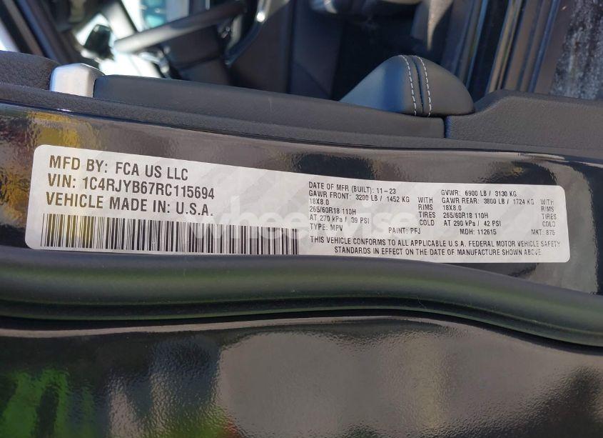 Photo 9 of 2024 Jeep Grand CHEROKEE 4XE (VIN 1C4RJYB67RC115694)