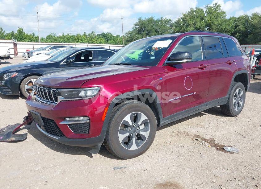 Photo 2 of 2024 Jeep Grand CHEROKEE 4XE (VIN 1C4RJYB67RC117428)