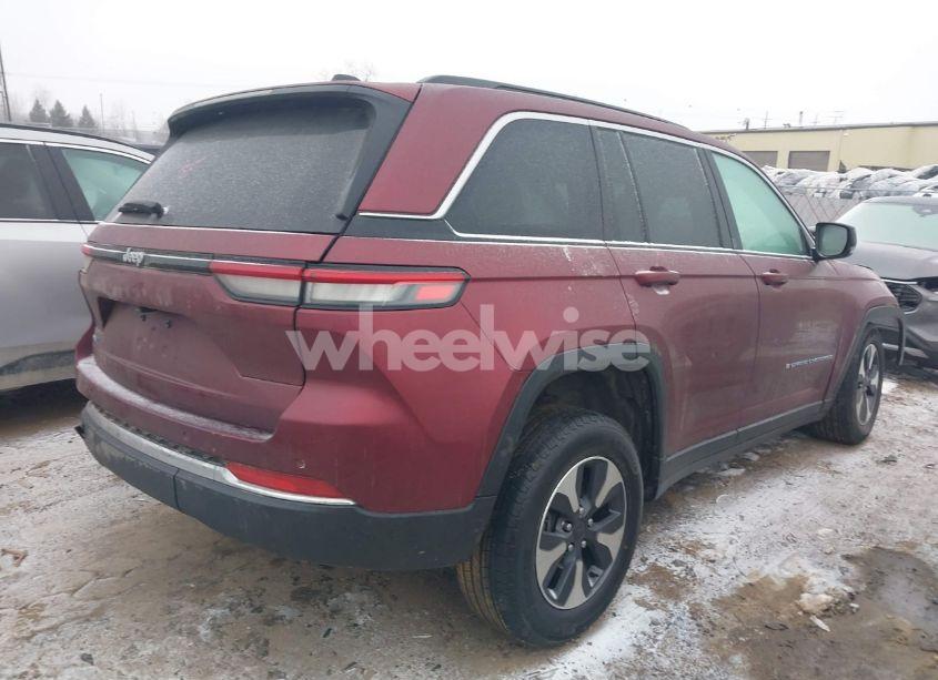 Photo 4 of 2024 Jeep Grand CHEROKEE 4XE (VIN 1C4RJYB67RC145603)