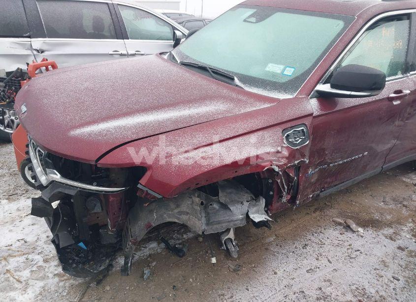 Photo 6 of 2024 Jeep Grand CHEROKEE 4XE (VIN 1C4RJYB67RC145603)