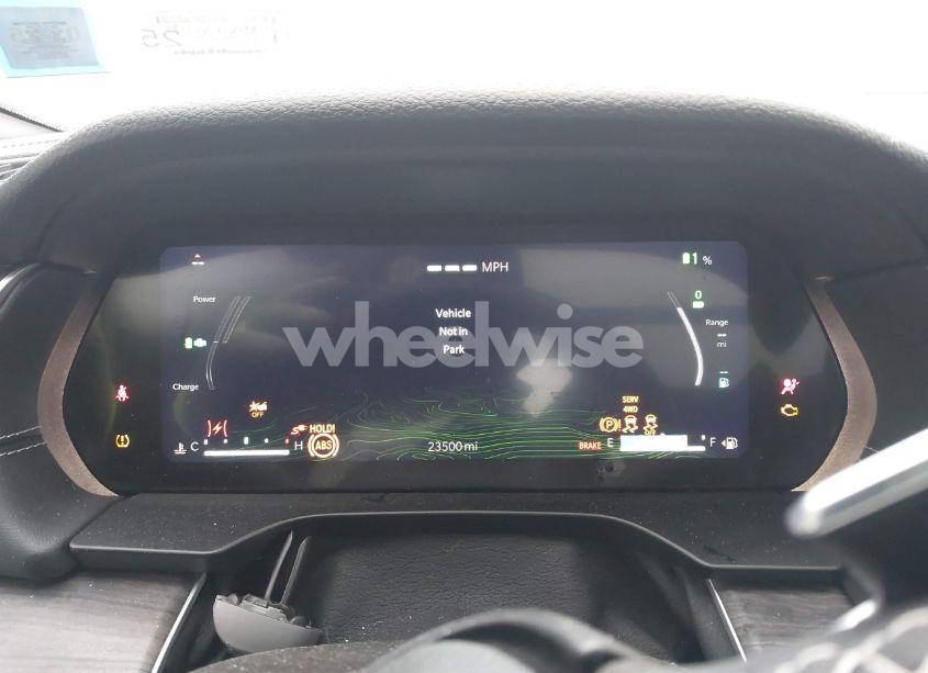 Photo 7 of 2024 Jeep Grand CHEROKEE 4XE (VIN 1C4RJYB67RC145603)