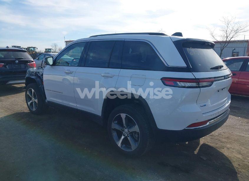 Photo 3 of 2022 Jeep Grand CHEROKEE 4XE LIMITED 4X4 (VIN 1C4RJYB68N8756950)