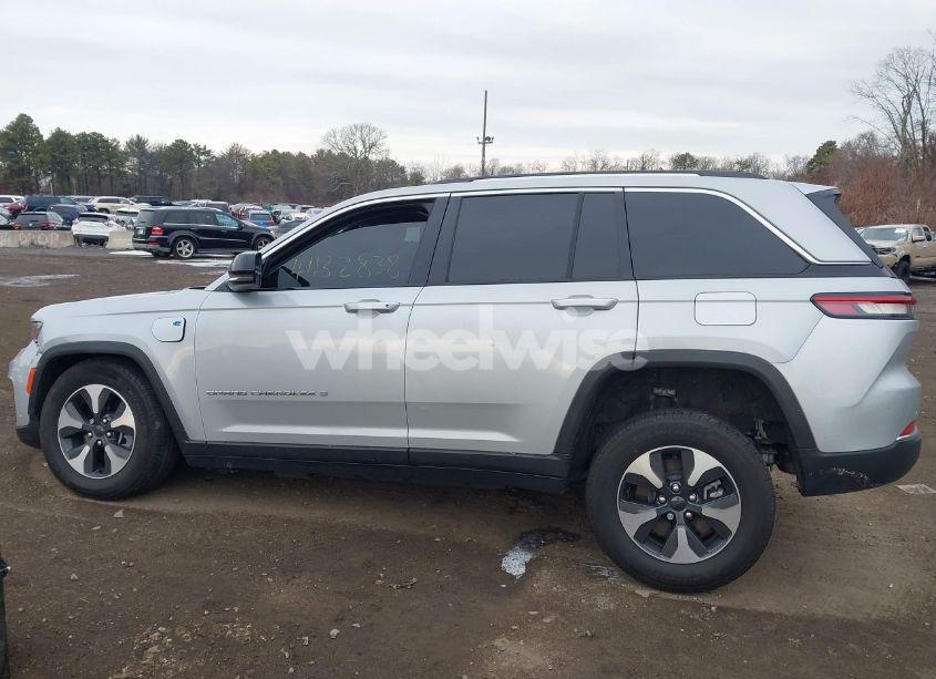 Photo 14 of 2023 Jeep Grand CHEROKEE 4XE (VIN 1C4RJYB68PC610533)