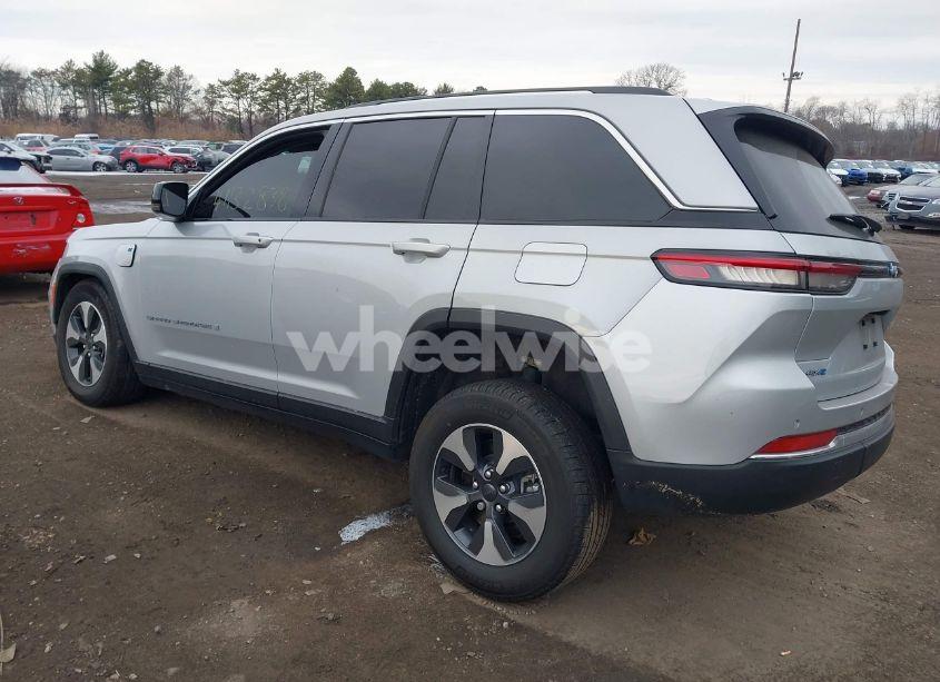 Photo 3 of 2023 Jeep Grand CHEROKEE 4XE (VIN 1C4RJYB68PC610533)