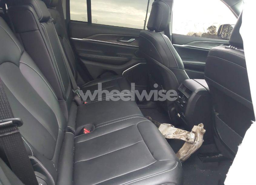 Photo 8 of 2023 Jeep Grand CHEROKEE 4XE (VIN 1C4RJYB68PC610533)