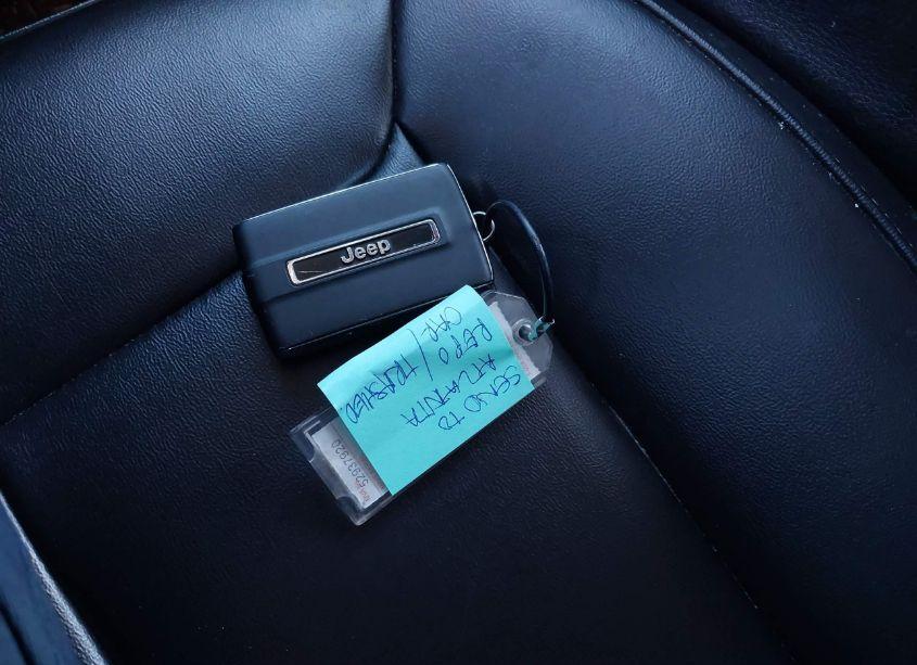 Photo 11 of 2023 Jeep Grand CHEROKEE 4XE (VIN 1C4RJYB68PC623749)