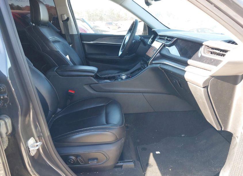 Photo 5 of 2023 Jeep Grand CHEROKEE 4XE (VIN 1C4RJYB68PC623749)