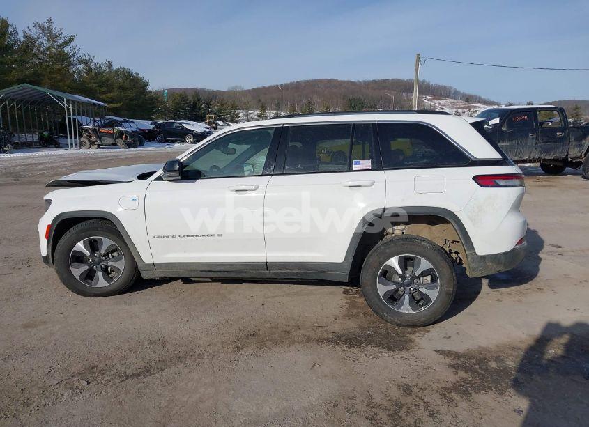 Photo 15 of 2023 Jeep Grand CHEROKEE 4XE (VIN 1C4RJYB68PC665175)