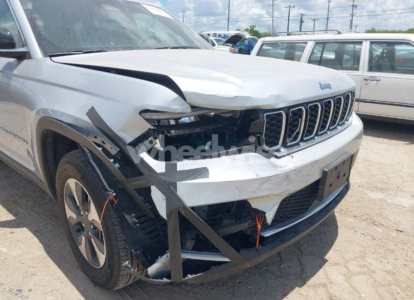 Photo 6 of 2024 Jeep Grand CHEROKEE 4XE (VIN 1C4RJYB68R8516819)