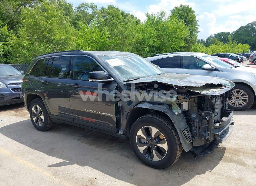 Photo 13 of 2024 Jeep Grand CHEROKEE 4XE (VIN 1C4RJYB68RC132293)