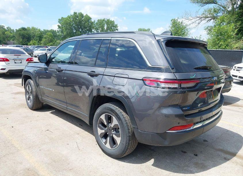 Photo 3 of 2024 Jeep Grand CHEROKEE 4XE (VIN 1C4RJYB68RC132293)