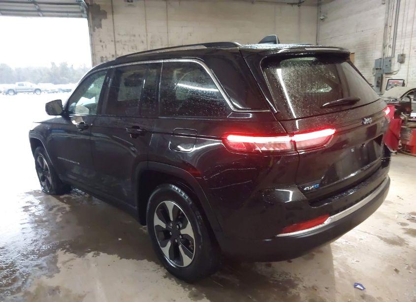 Photo 3 of 2024 Jeep Grand CHEROKEE 4XE ANNIVERSARY EDITION (VIN 1C4RJYB68RC710134)