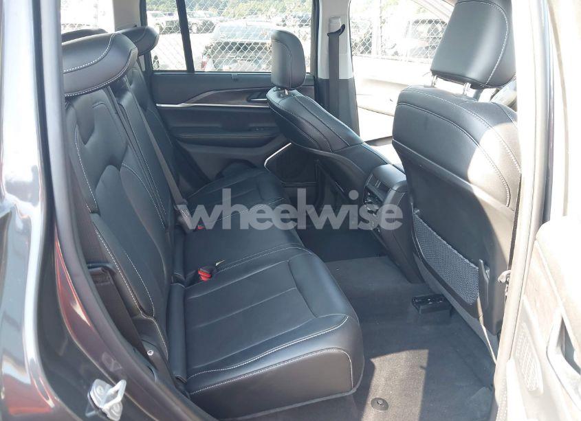Photo 8 of 2023 Jeep Grand CHEROKEE 4XE (VIN 1C4RJYB69PC582211)