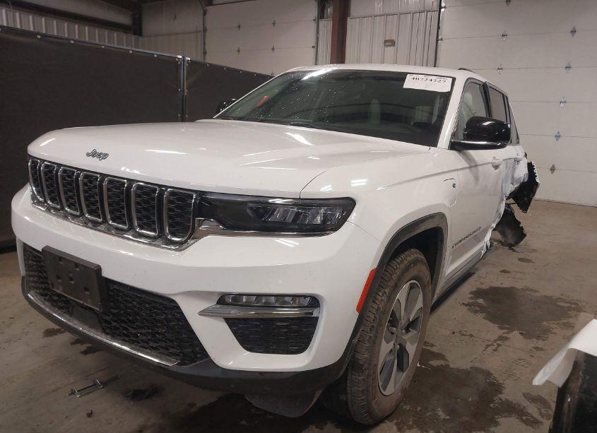 Photo 2 of 2023 Jeep Grand CHEROKEE 4XE (VIN 1C4RJYB69PC611254)