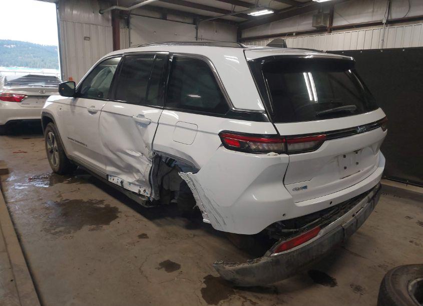 Photo 3 of 2023 Jeep Grand CHEROKEE 4XE (VIN 1C4RJYB69PC611254)