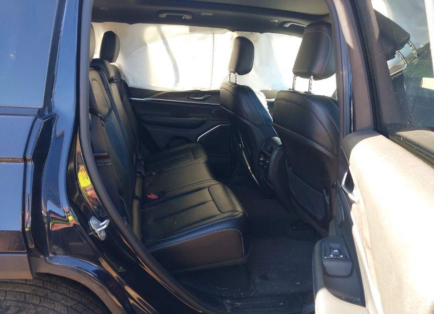 Photo 8 of 2024 Jeep Grand CHEROKEE 4XE (VIN 1C4RJYB69R8531782)