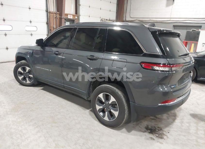 Photo 3 of 2023 Jeep Grand CHEROKEE 4XE (VIN 1C4RJYB6XPC664772)