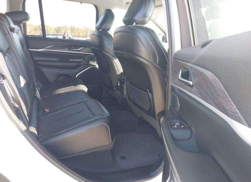 Photo 8 of 2024 Jeep Grand CHEROKEE 4XE ANNIVERSARY EDITION (VIN 1C4RJYB6XR8955682)