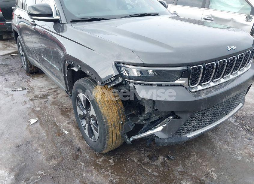Photo 6 of 2024 Jeep Grand CHEROKEE 4XE (VIN 1C4RJYB6XRC117732)