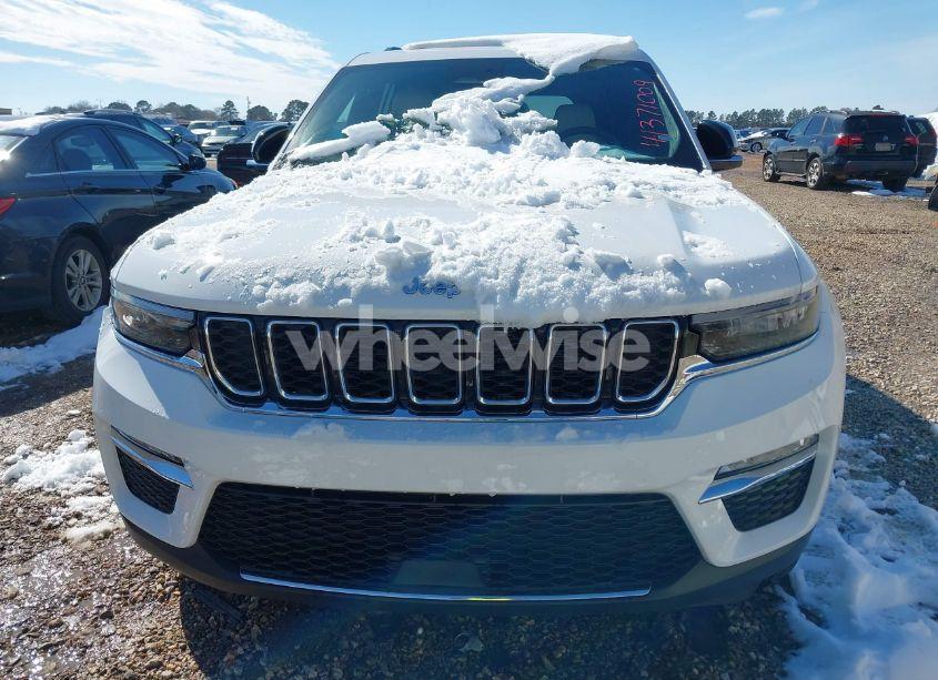 Photo 13 of 2024 Jeep Grand CHEROKEE 4XE (VIN 1C4RJYB6XRC133655)