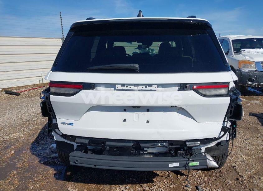 Photo 17 of 2024 Jeep Grand CHEROKEE 4XE (VIN 1C4RJYB6XRC133655)
