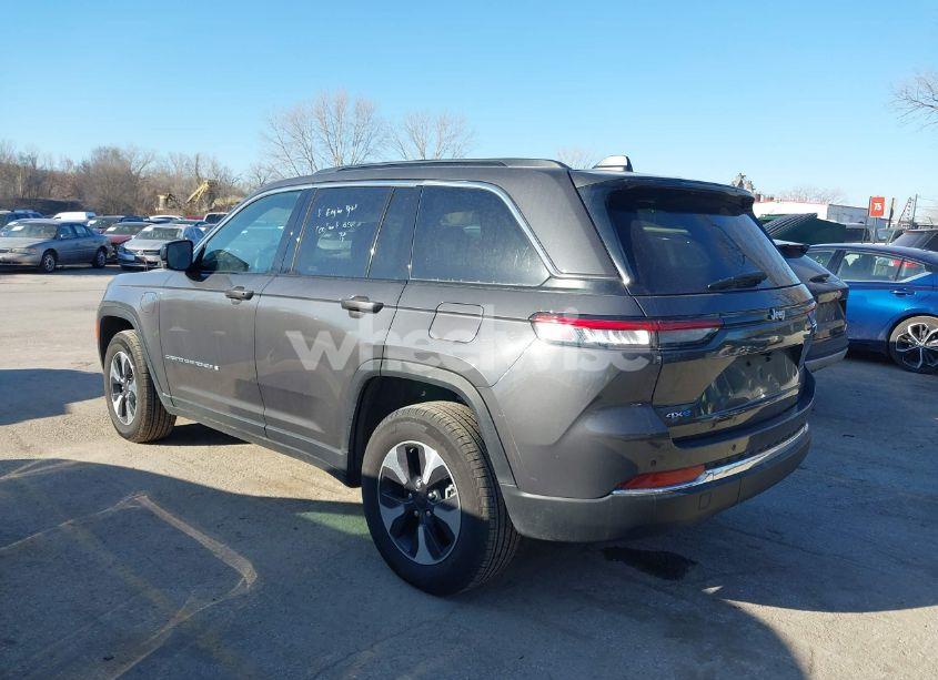 Photo 3 of 2024 Jeep Grand CHEROKEE 4XE (VIN 1C4RJYB6XRC158619)