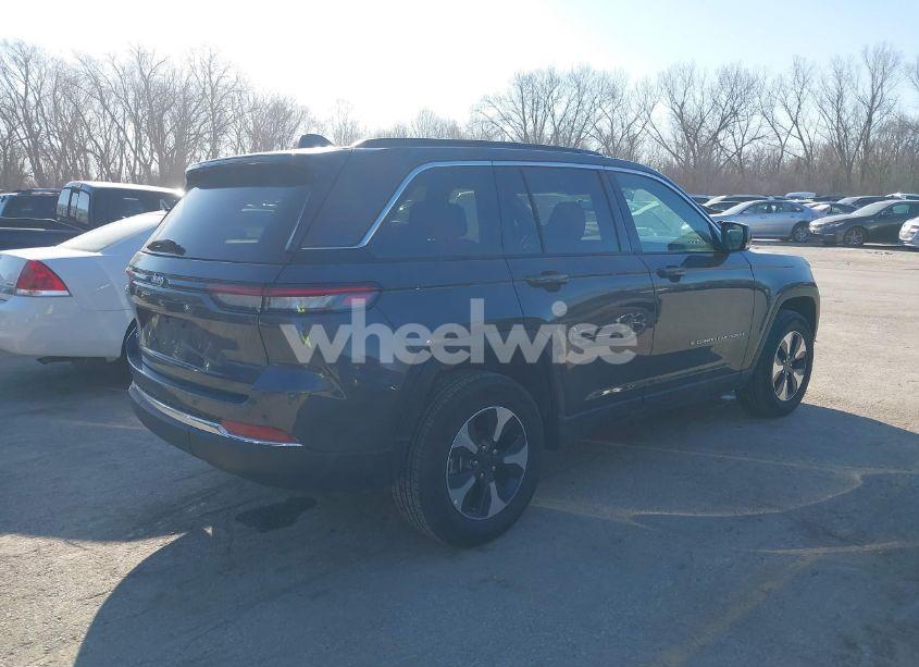 Photo 4 of 2024 Jeep Grand CHEROKEE 4XE (VIN 1C4RJYB6XRC158619)