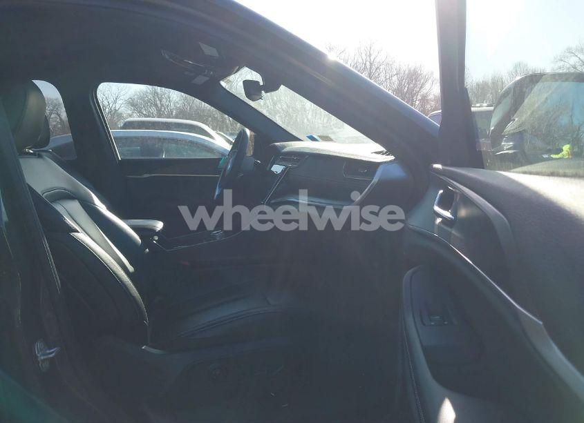 Photo 5 of 2024 Jeep Grand CHEROKEE 4XE (VIN 1C4RJYB6XRC158619)