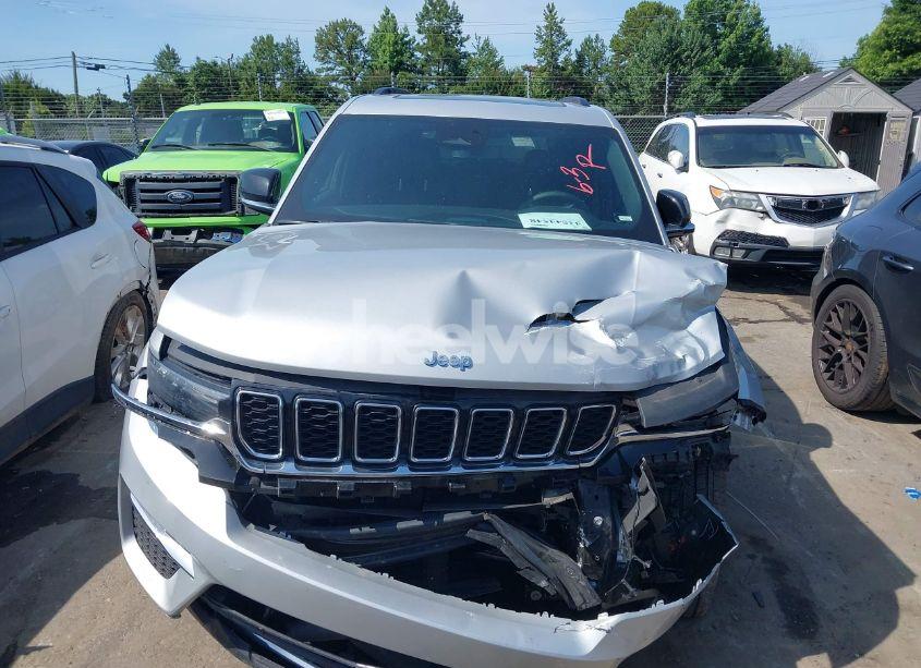 Photo 12 of 2024 Jeep Grand CHEROKEE 4XE (VIN 1C4RJYB6XRC171449)