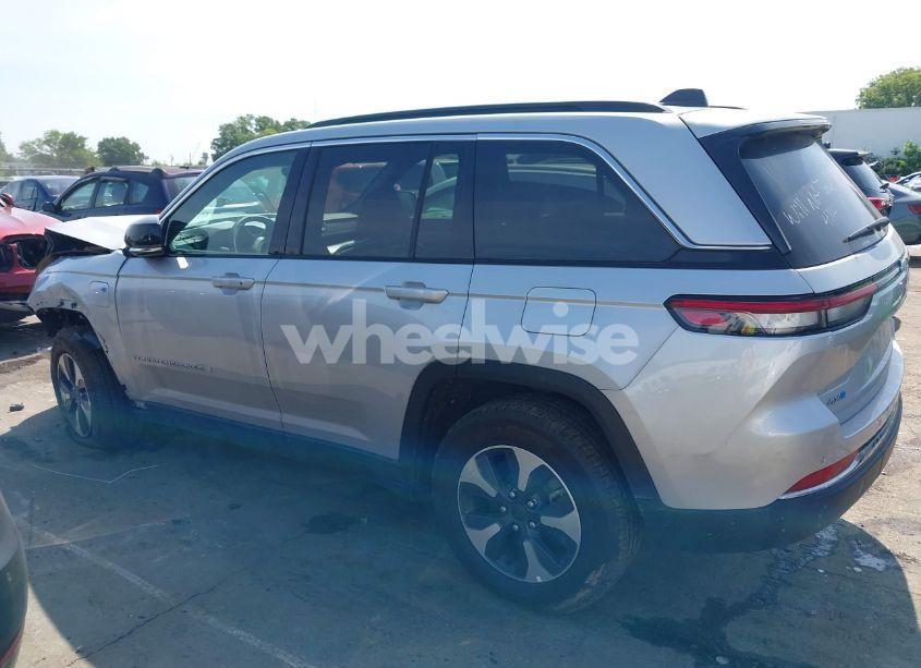 Photo 14 of 2024 Jeep Grand CHEROKEE 4XE (VIN 1C4RJYB6XRC171449)