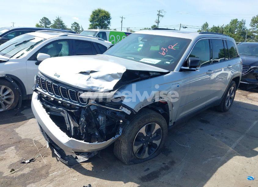 Photo 2 of 2024 Jeep Grand CHEROKEE 4XE (VIN 1C4RJYB6XRC171449)