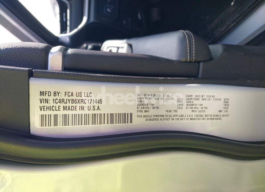 Photo 9 of 2024 Jeep Grand CHEROKEE 4XE (VIN 1C4RJYB6XRC171449)