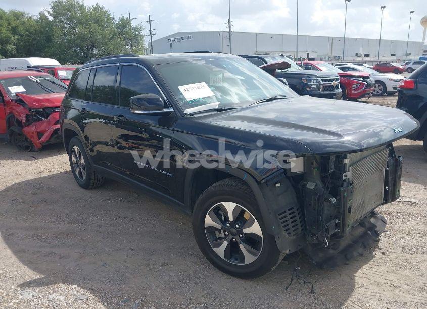 2024 Jeep Grand CHEROKEE 4XE (VIN 1C4RJYB6XRC181771) main photo