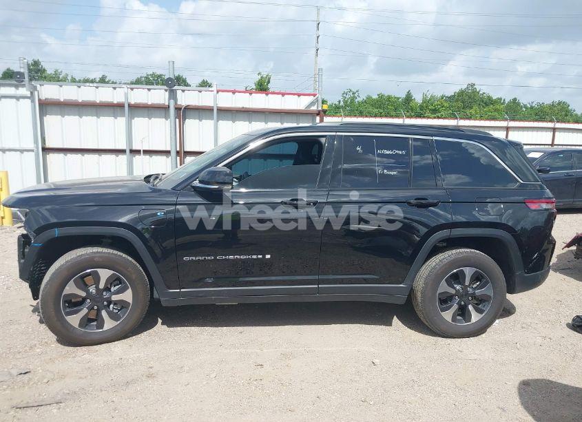 Photo 15 of 2024 Jeep Grand CHEROKEE 4XE (VIN 1C4RJYB6XRC181771)