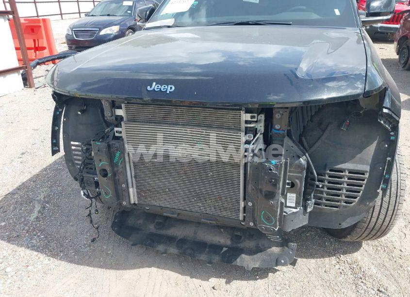 Photo 6 of 2024 Jeep Grand CHEROKEE 4XE (VIN 1C4RJYB6XRC181771)