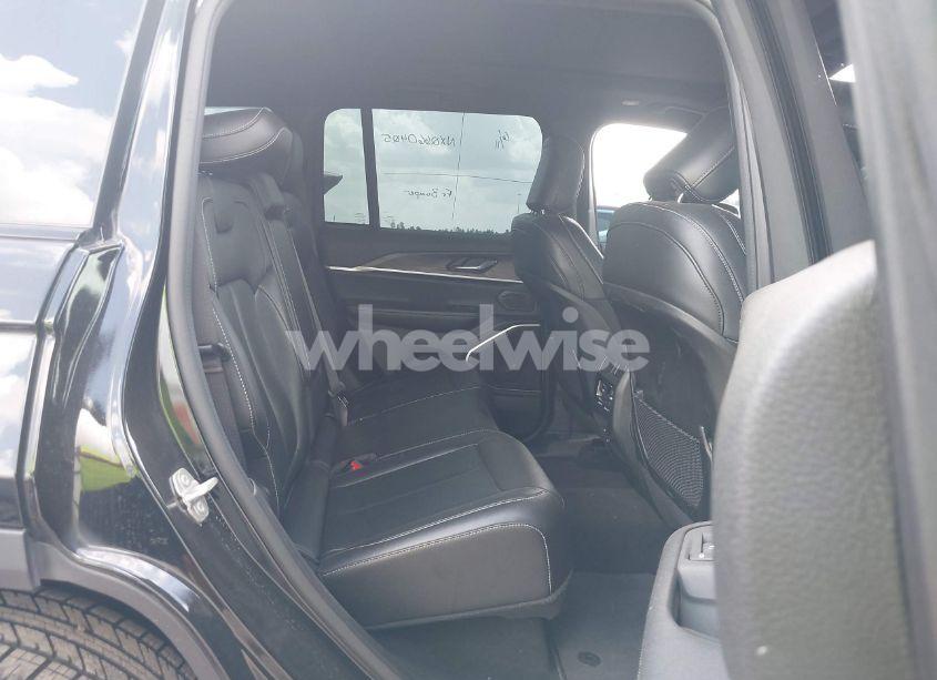 Photo 8 of 2024 Jeep Grand CHEROKEE 4XE (VIN 1C4RJYB6XRC181771)