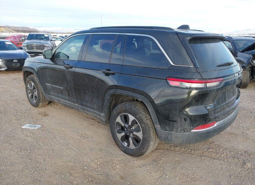 Photo 3 of 2024 Jeep Grand CHEROKEE 4XE (VIN 1C4RJYB6XRC181995)