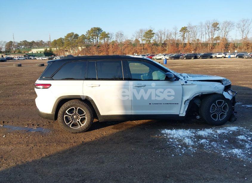 Photo 13 of 2023 Jeep Grand CHEROKEE 4XE TRAILHAWK (VIN 1C4RJYC67P8791612)