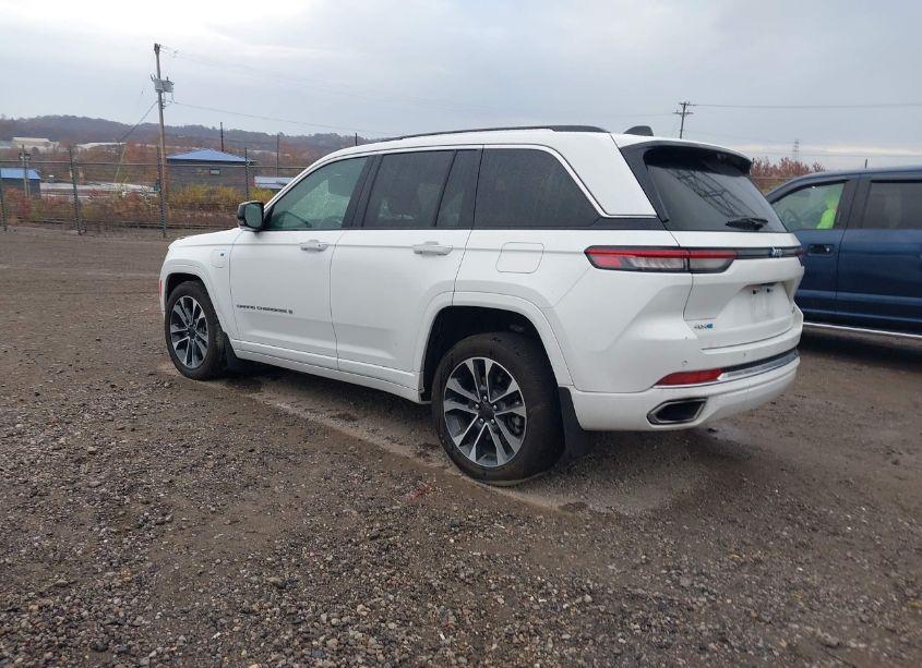 Photo 3 of 2022 Jeep Grand CHEROKEE 4XE OVERLAND 4X4 (VIN 1C4RJYD61N8776096)