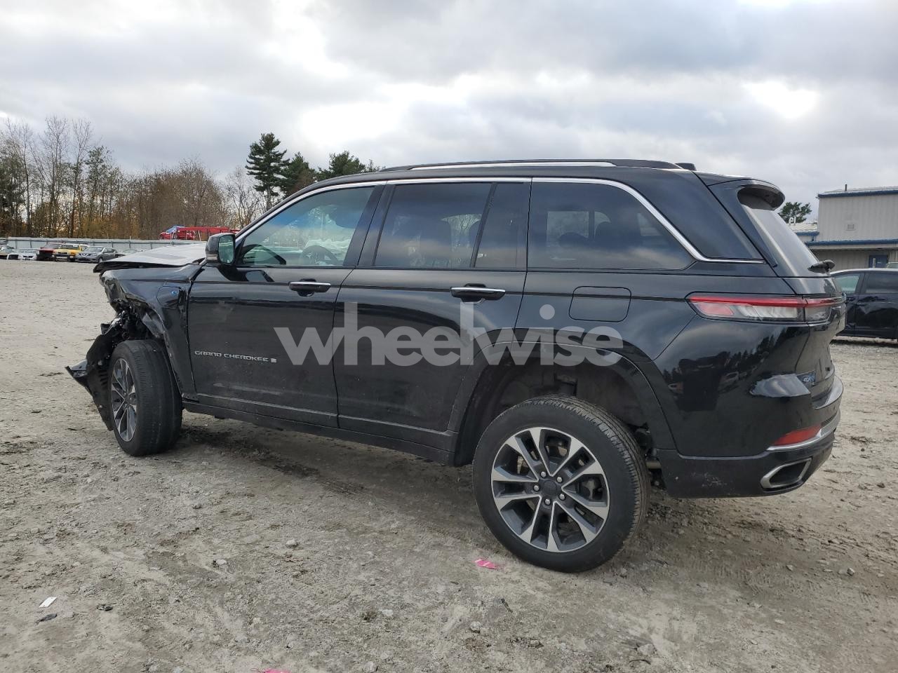 Photo 2 of 2023 JEEP GRAND CHEROKEE OVERLAND 4XE (VIN 1C4RJYD68P8790807)